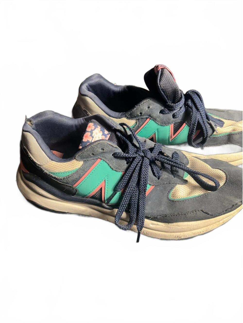 New Balance 57/40 Men's Sneakers Size 11.5 Navy Green Coral